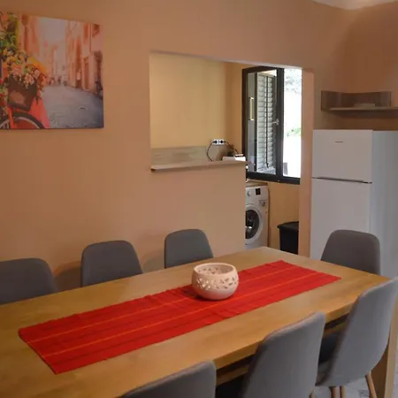 Apartamento Happy Garden